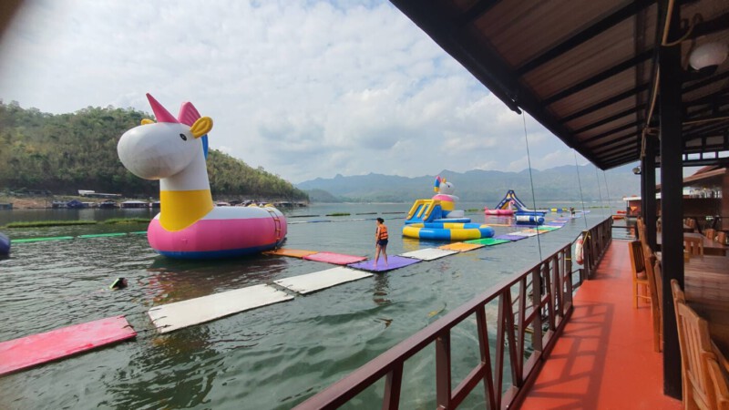 Bestvan-Rental.com บริการรถตู้เช่า-เหมาทั่วไทย Vip 10 ที่นั่ง และ 13 ที่นั่ง (63)