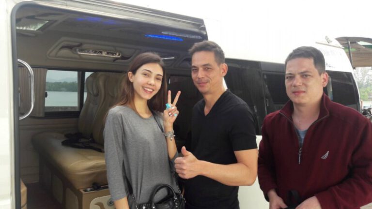 easytravel van.com บริการ เช่า เหมา รถตู้ Vip 10 ที่นั่ง และ 13 ที่นั่ง ด้วยรถคุณภาพ การทำความสะอาด 51